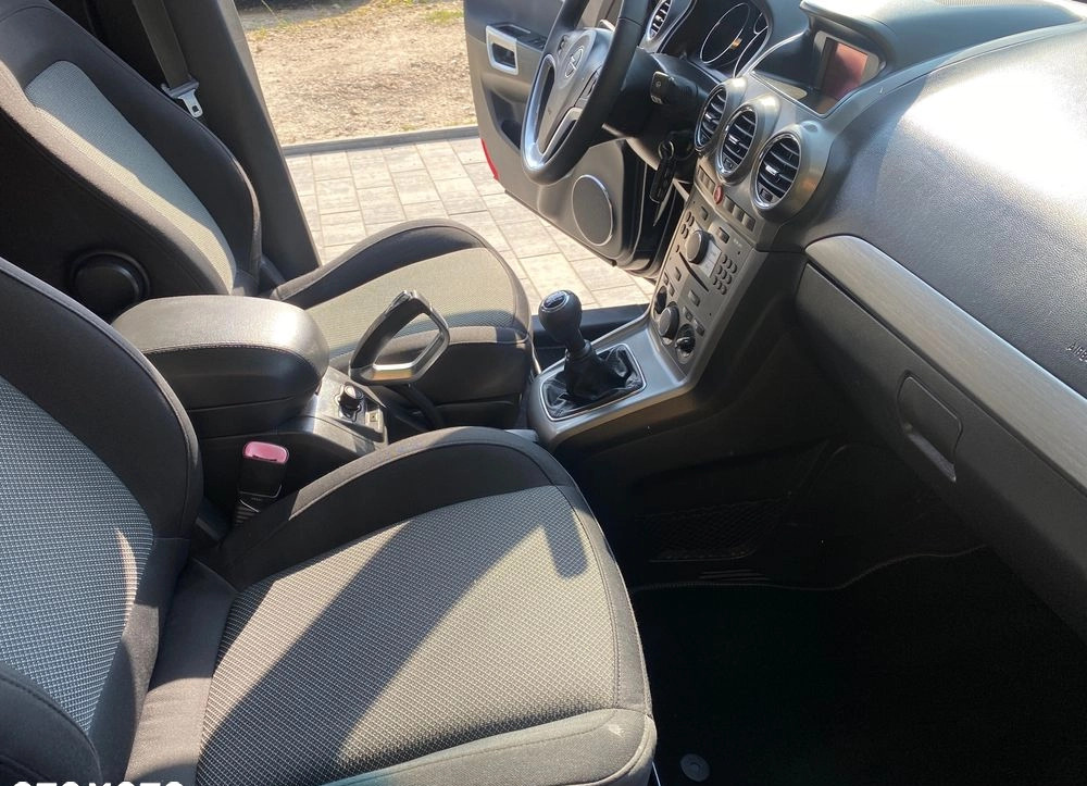 Opel Antara cena 28900 przebieg: 196129, rok produkcji 2009 z Poznań małe 497